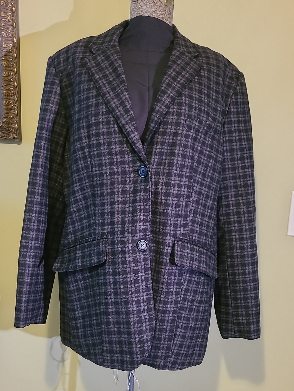 Eddie Bauer Women's Wool Plaid Coat in Black and Gray Size 20